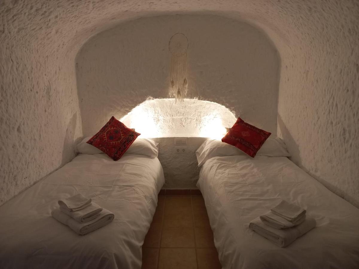 Cuevas Barrio Las Santas Huescar Ngoại thất bức ảnh