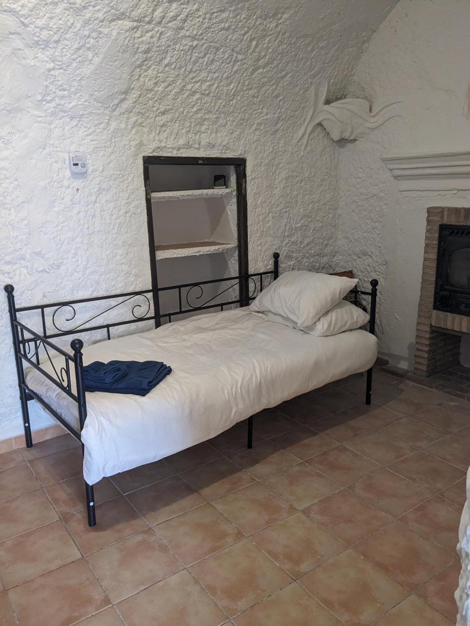 Cuevas Barrio Las Santas Huescar Ngoại thất bức ảnh