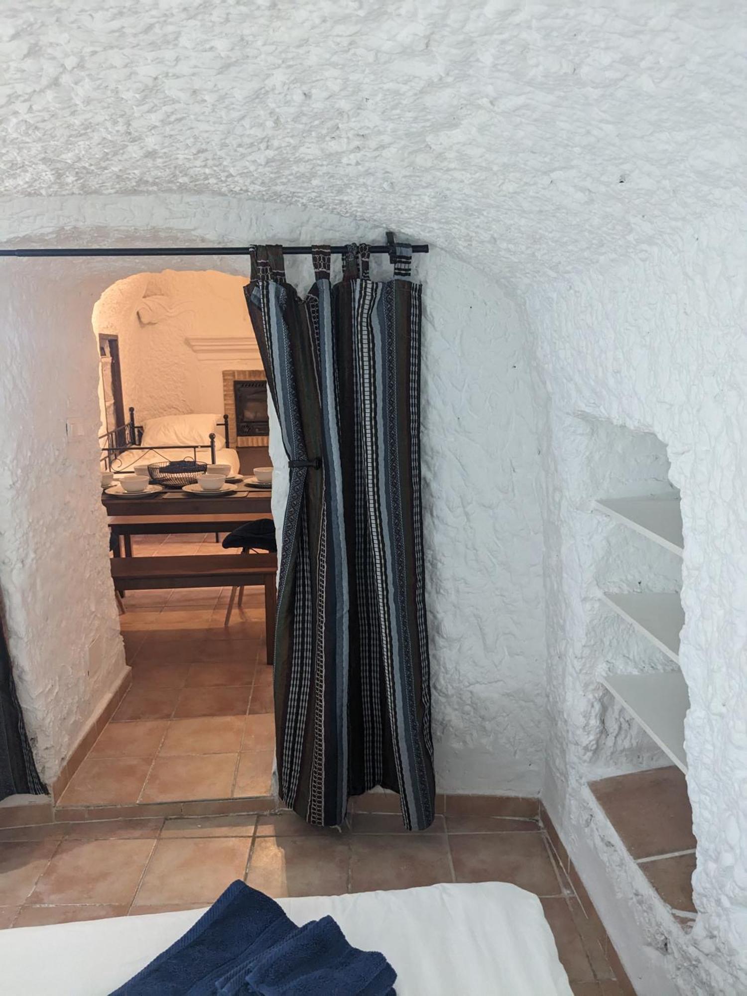 Cuevas Barrio Las Santas Huescar Ngoại thất bức ảnh